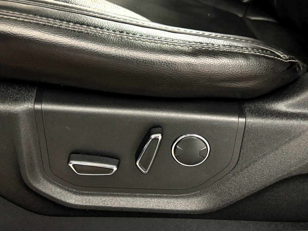 2017 Ford F-350 Image 28