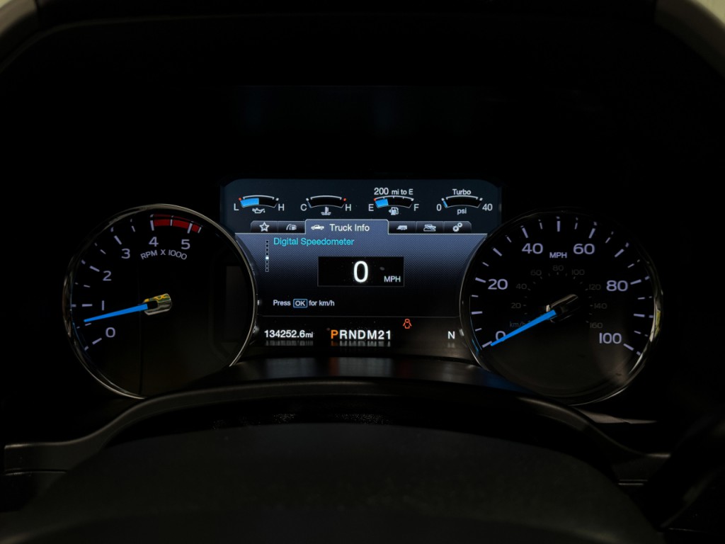 2017 Ford F-350 Image 42