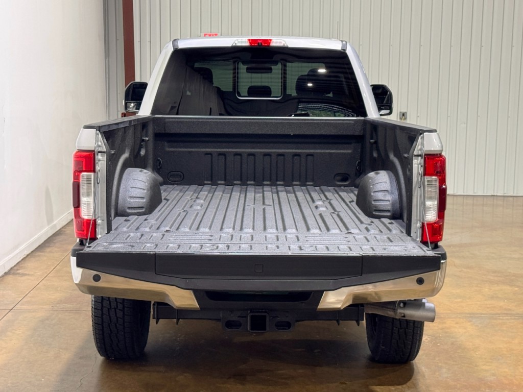 2017 Ford F-350 Image 46