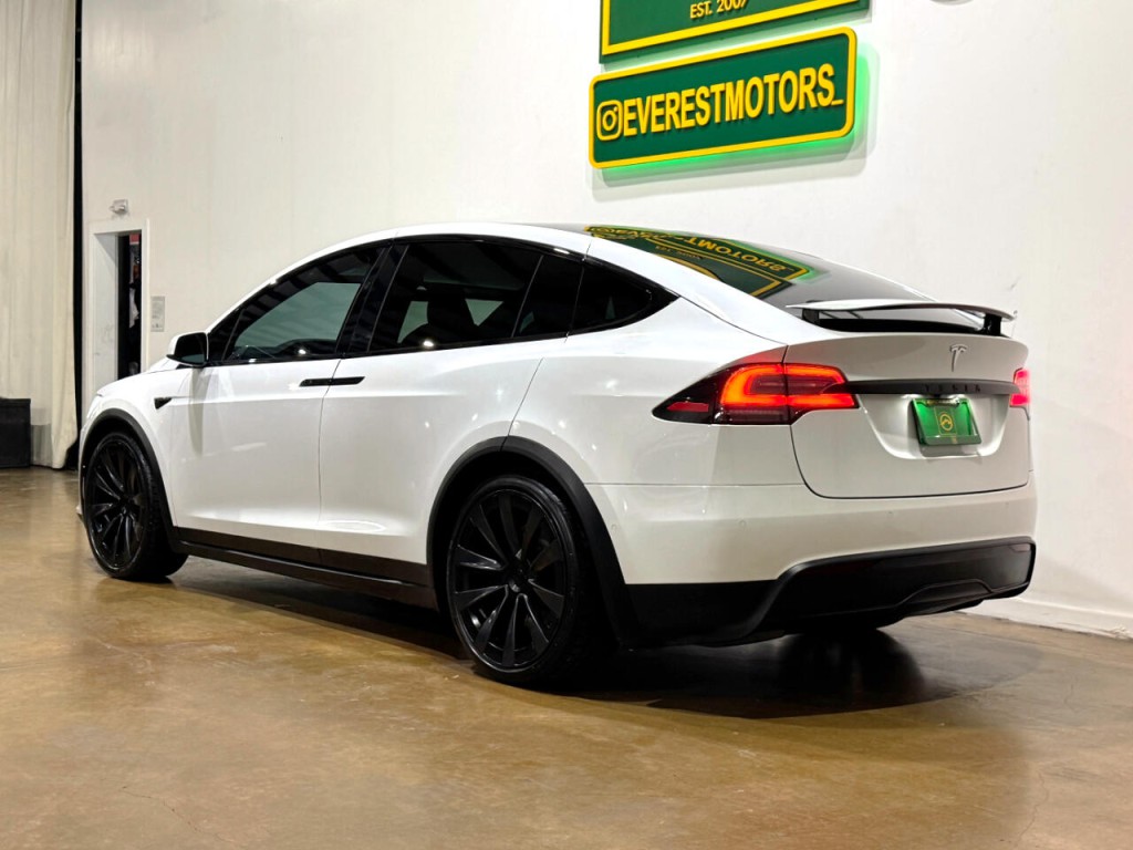 2022 Tesla Model X Image 5