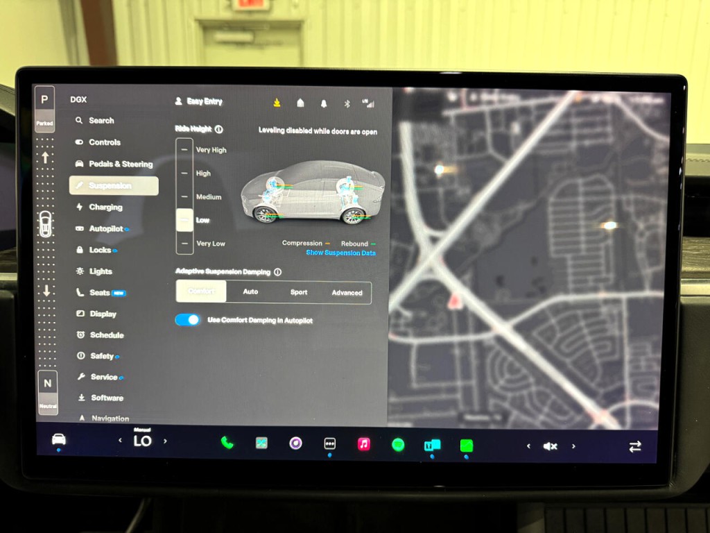 2022 Tesla Model X Image 26
