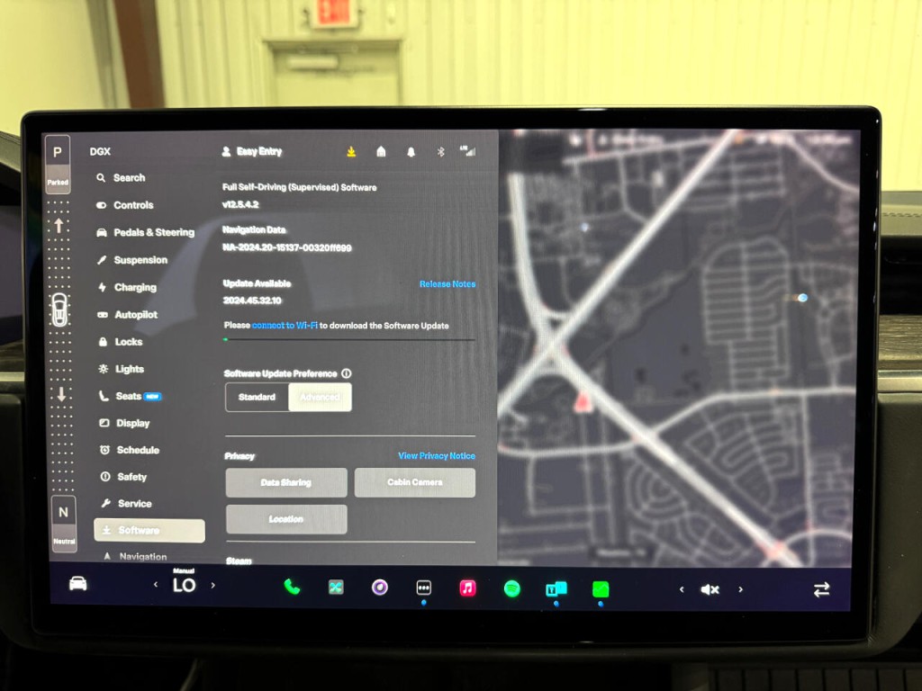 2022 Tesla Model X Image 32