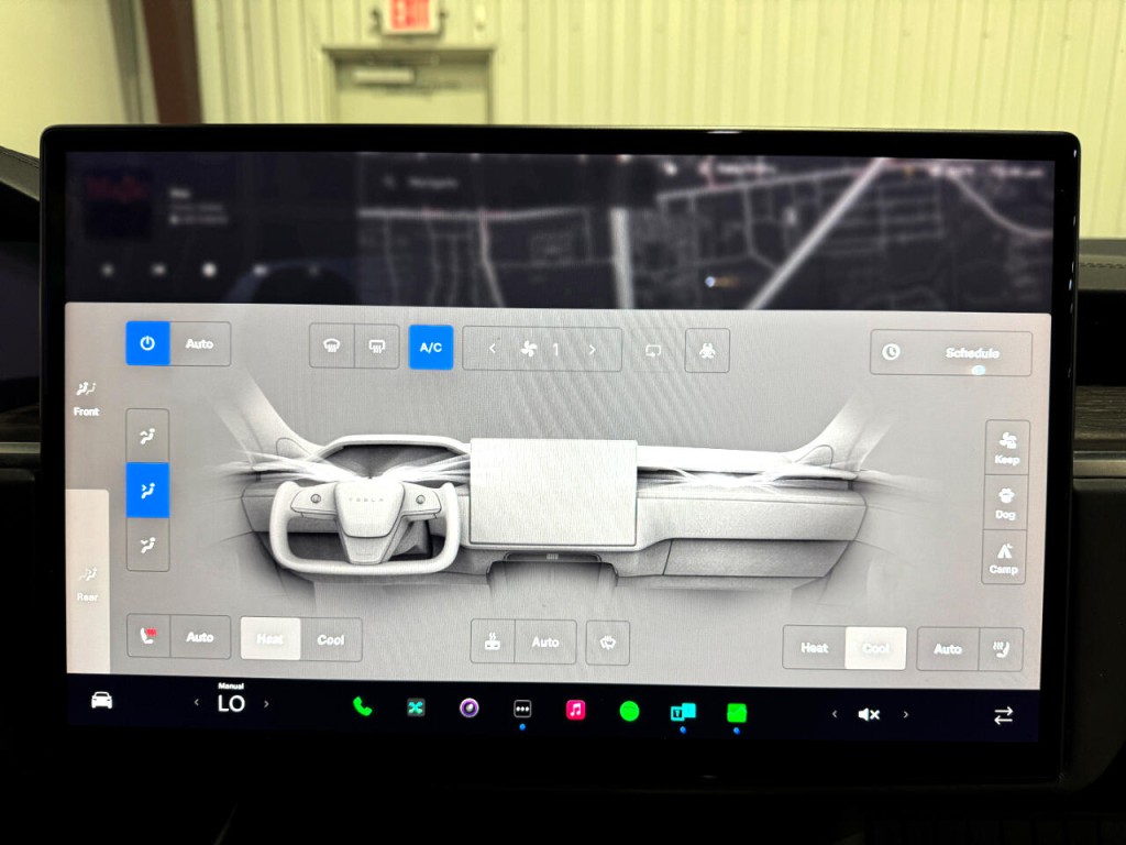 2022 Tesla Model X Image 33