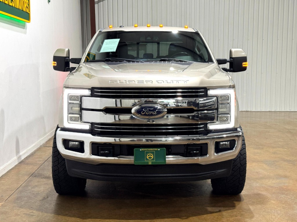 2017 Ford F-350 Image 2
