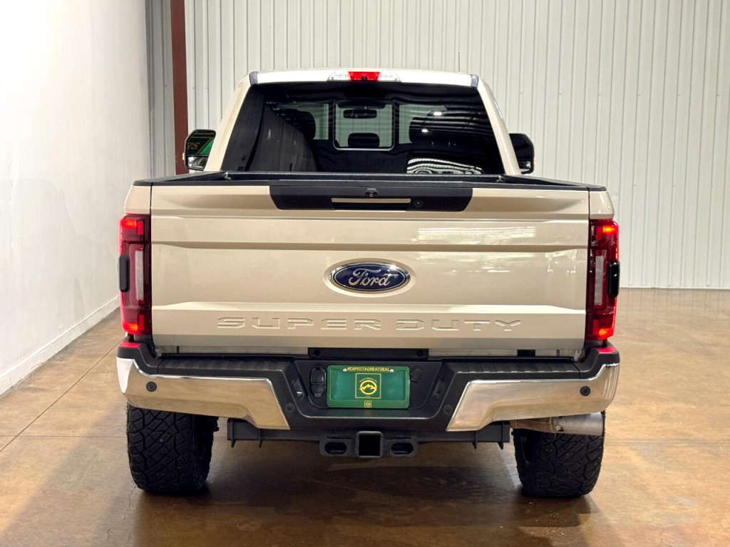 2017 Ford F-350 Image 6