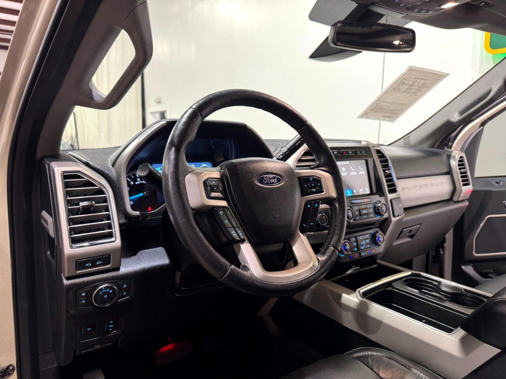 2017 Ford F-350 Image 9