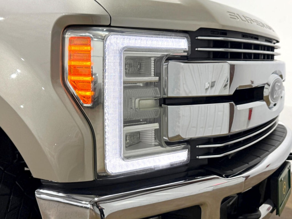 2017 Ford F-350 Image 42