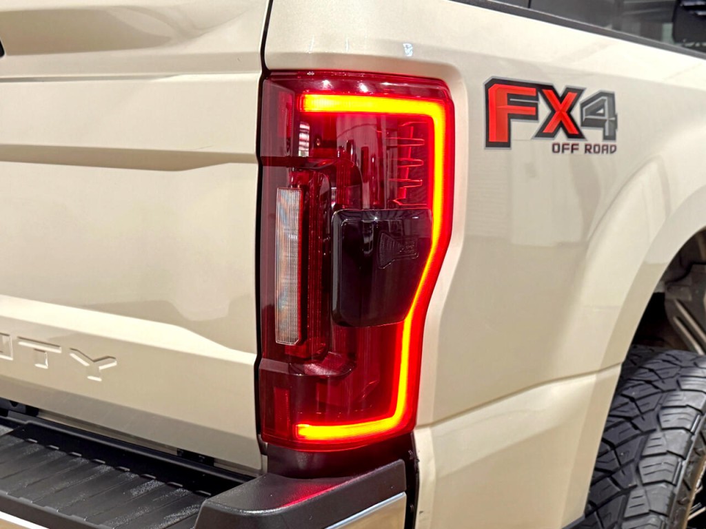 2017 Ford F-350 Image 43