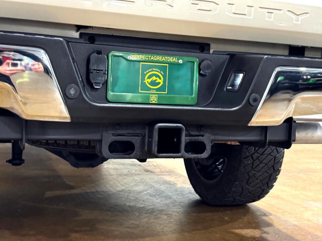 2017 Ford F-350 Image 45