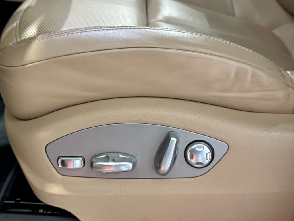2019 Porsche Macan Image 28