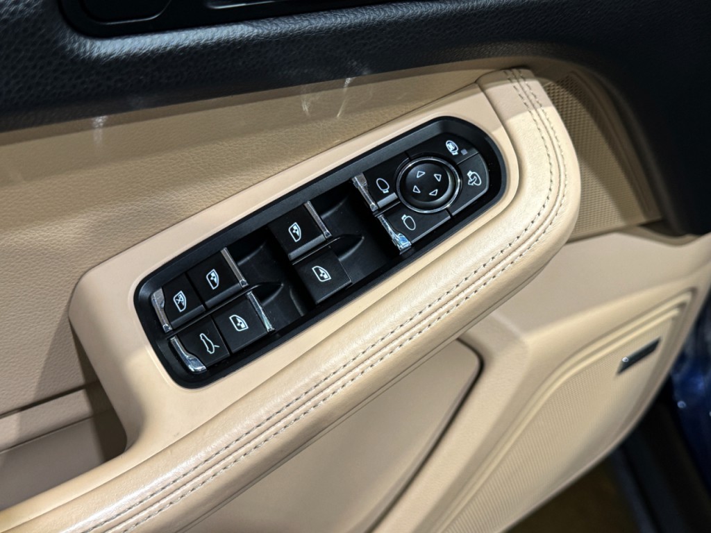 2019 Porsche Macan Image 30