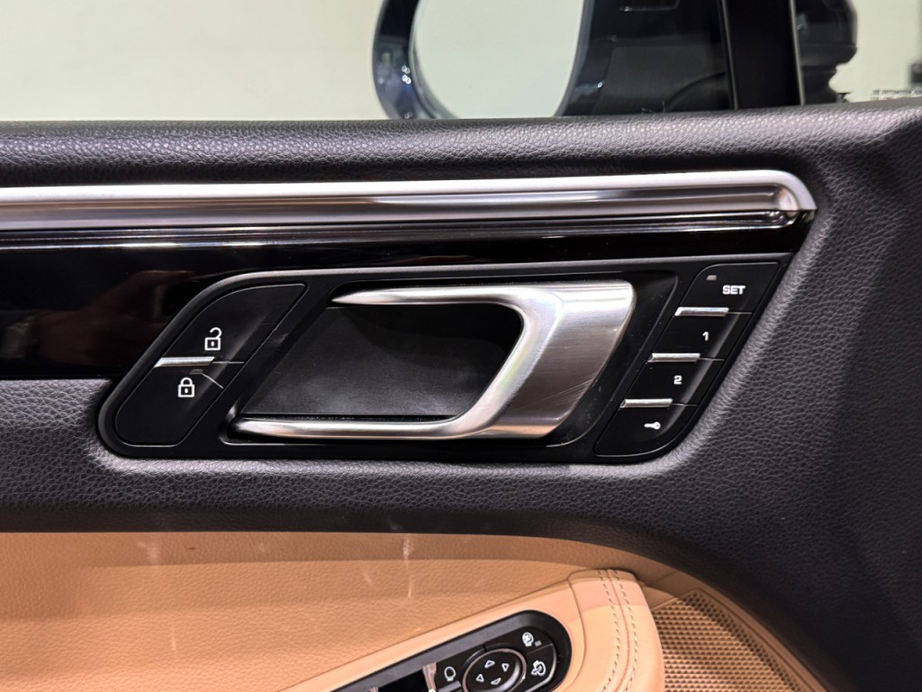 2019 Porsche Macan Image 31