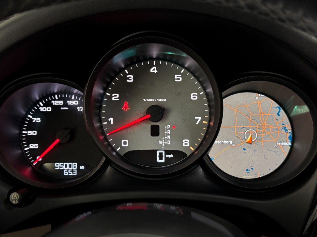 2019 Porsche Macan Image 44