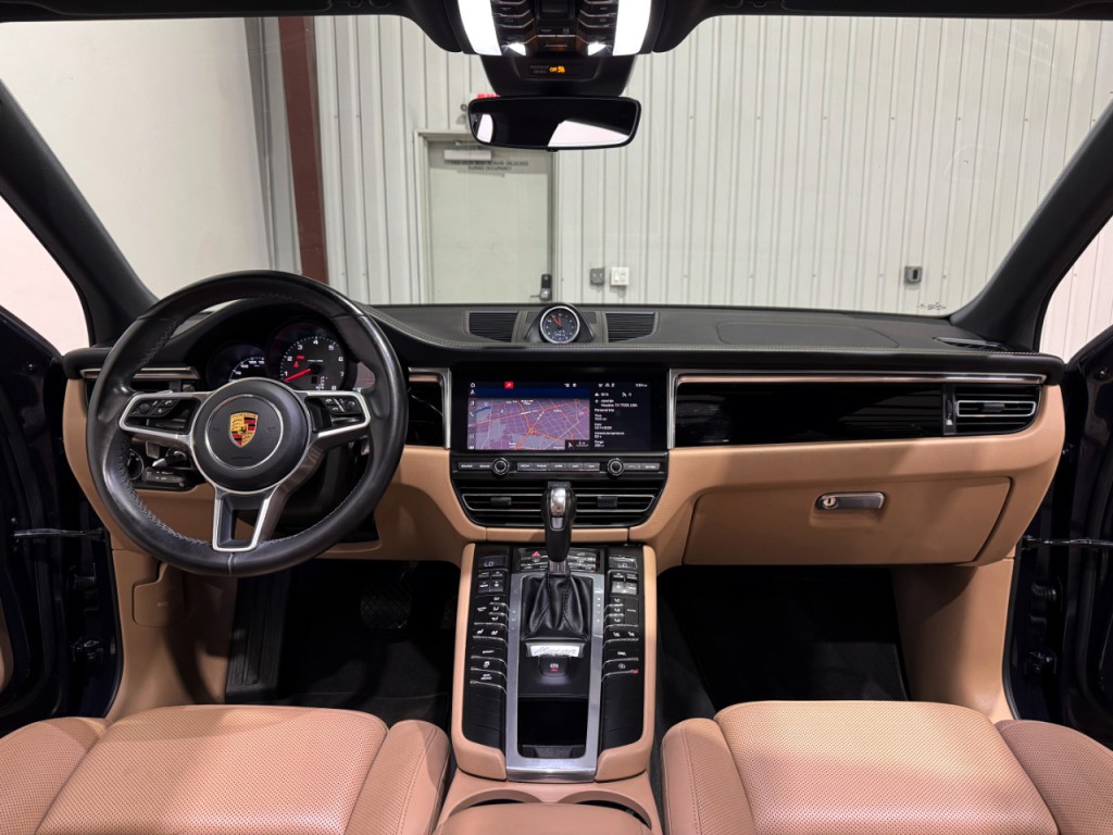 2019 Porsche Macan Image 17