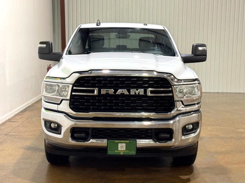 2023 RAM 2500 Image 2