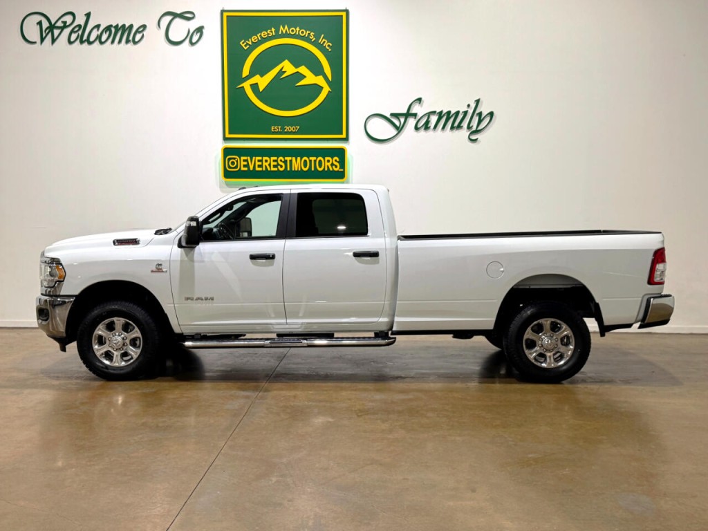 2023 RAM 2500 Image 4