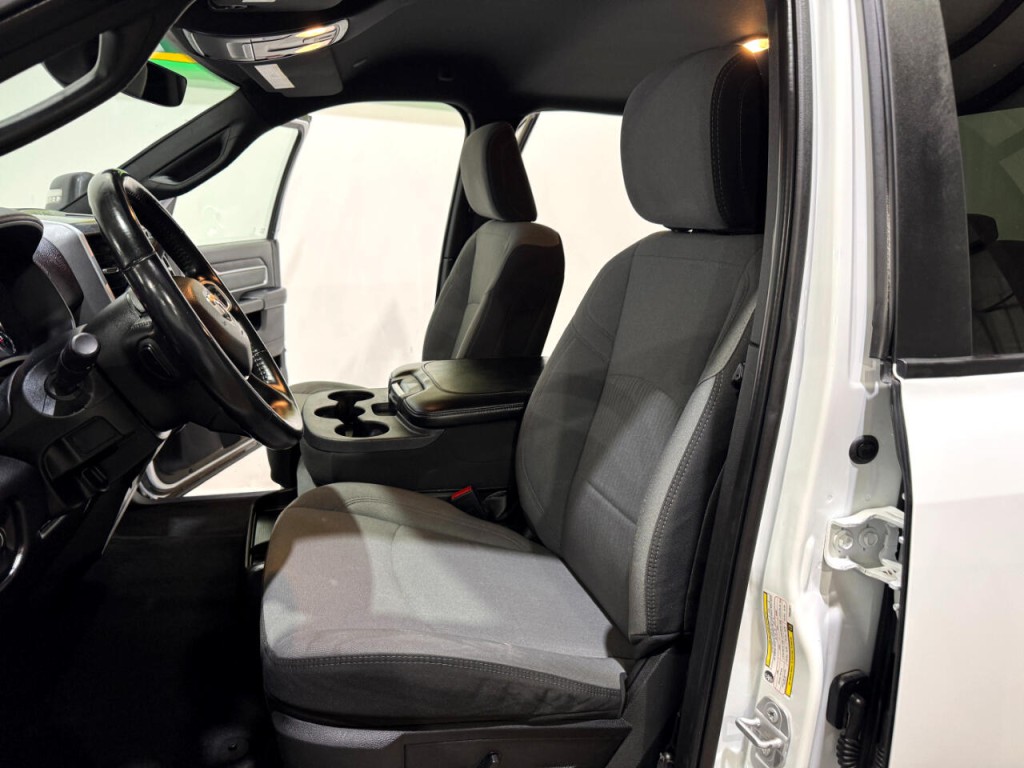 2023 RAM 2500 Image 11