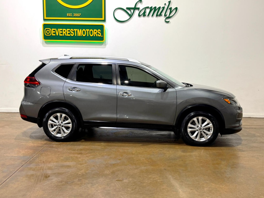 2018 Nissan Rogue Image 8