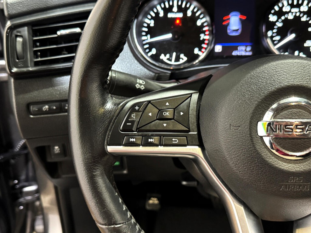2018 Nissan Rogue Image 19