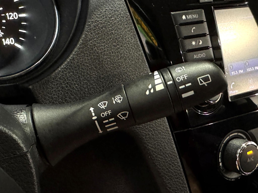 2018 Nissan Rogue Image 22