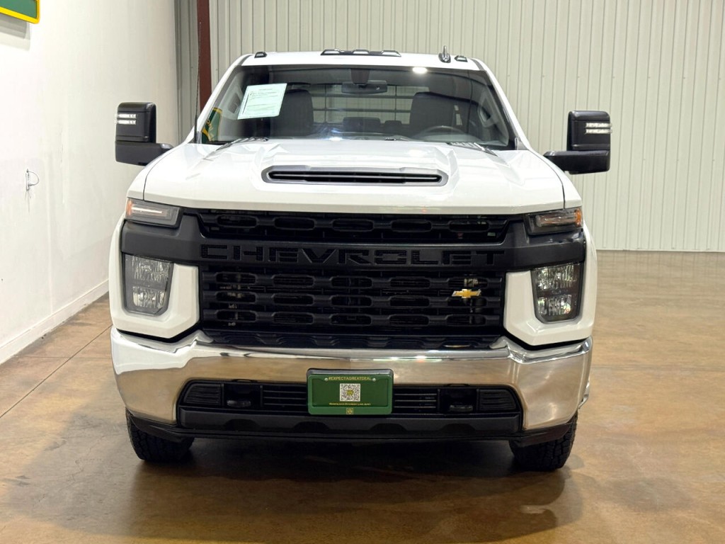 2020 Chevrolet Silverado 1500 Image 2