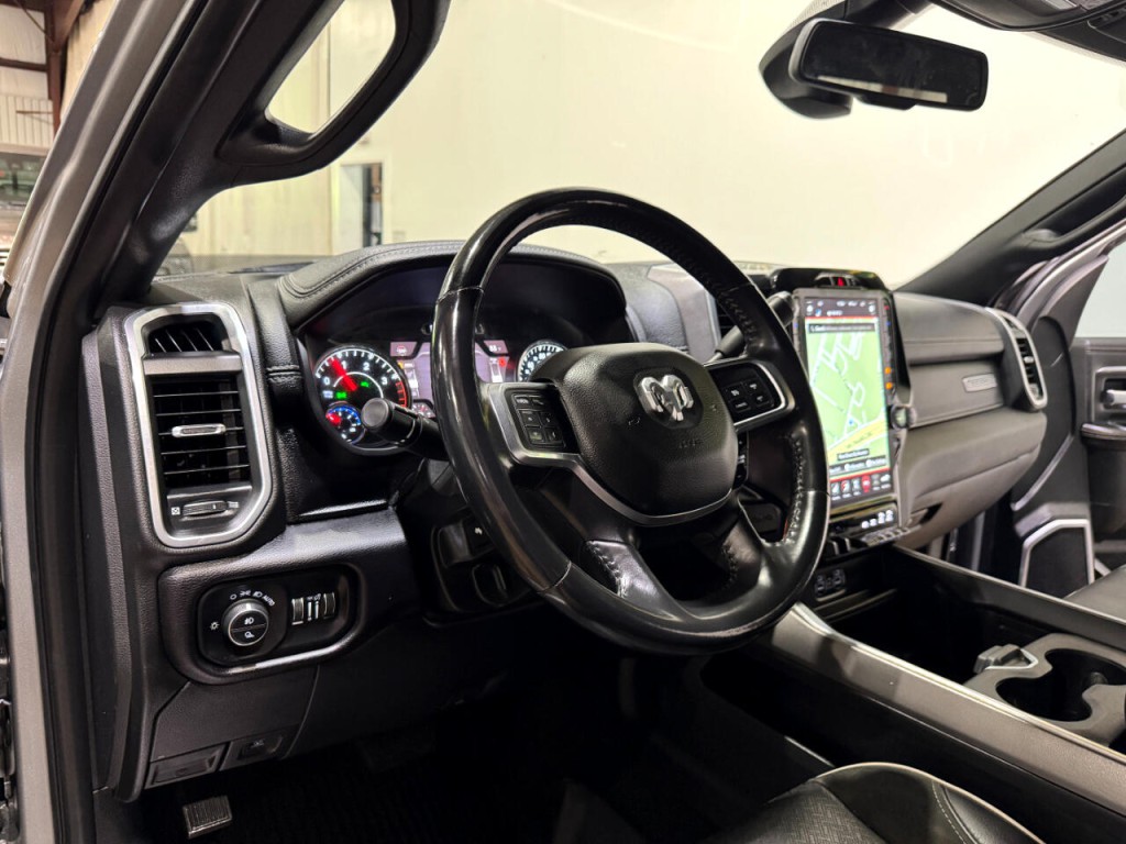 2021 RAM 3500 Image 9