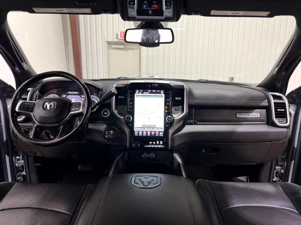 2021 RAM 3500 Image 17