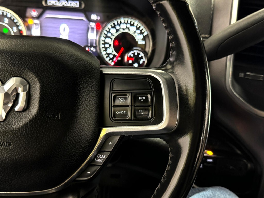 2021 RAM 3500 Image 20