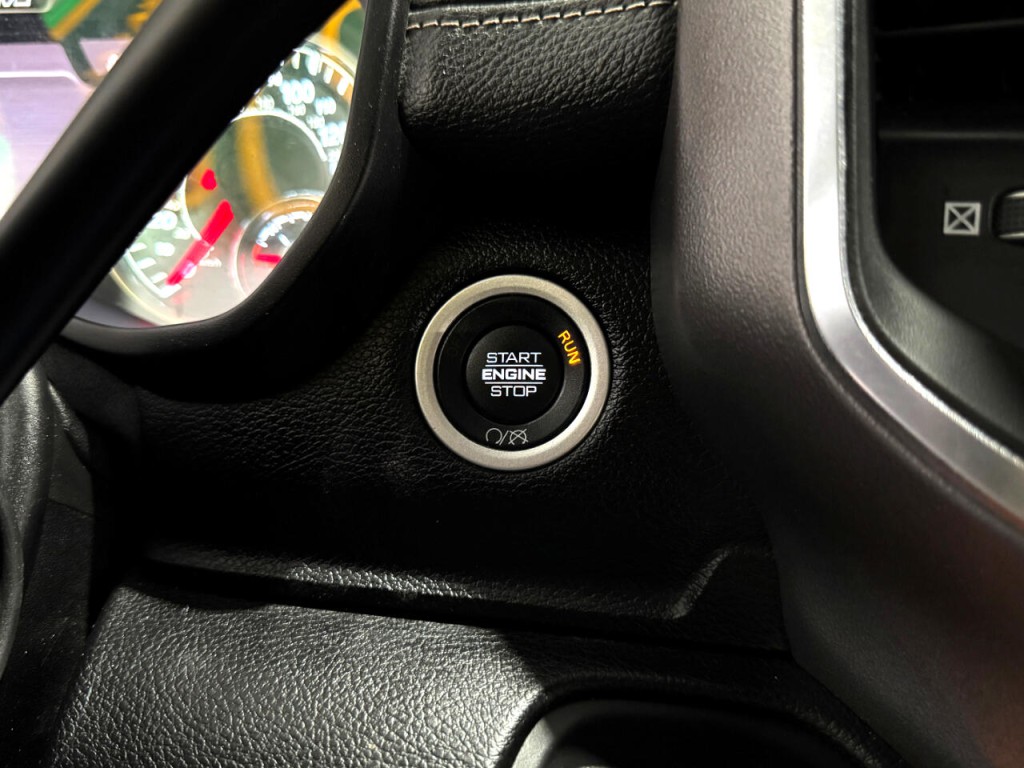 2021 RAM 3500 Image 24