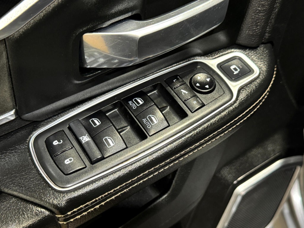 2021 RAM 3500 Image 27