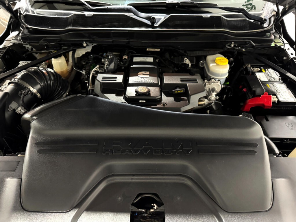2021 RAM 3500 Image 46