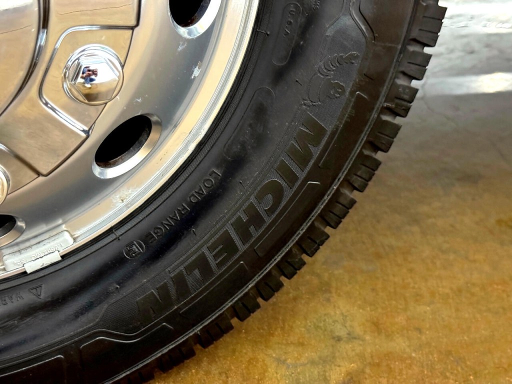 2021 RAM 3500 Image 50