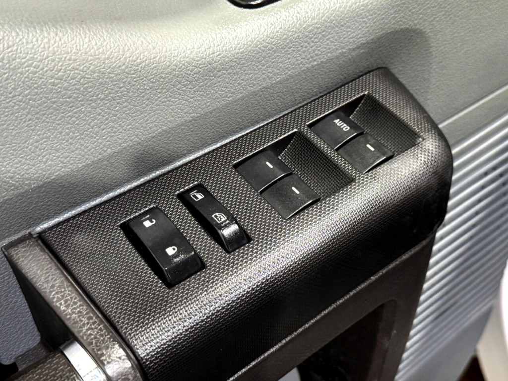 2012 Ford F-350 Image 27