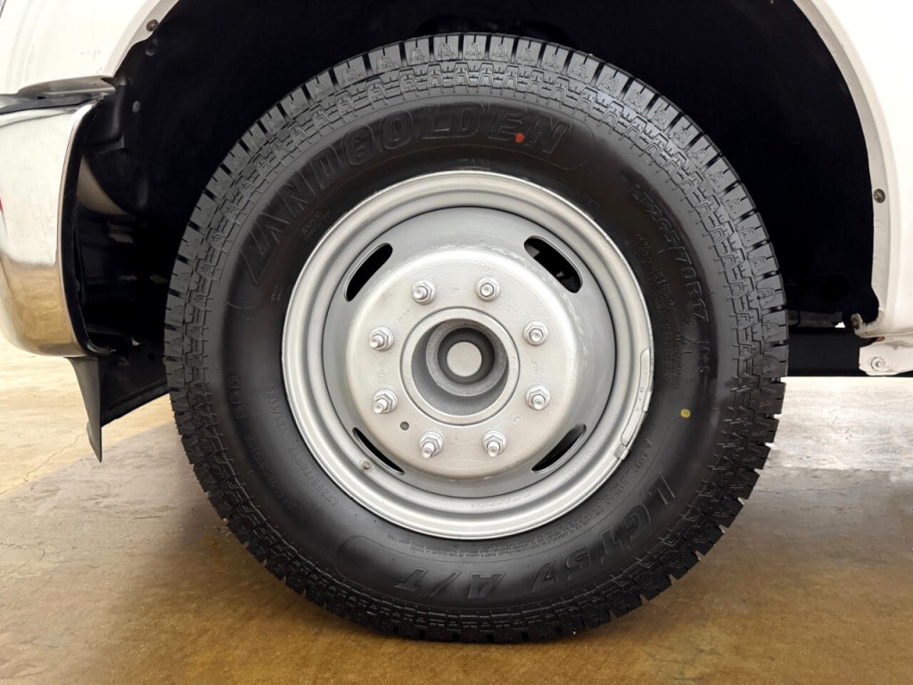 2012 Ford F-350 Image 39
