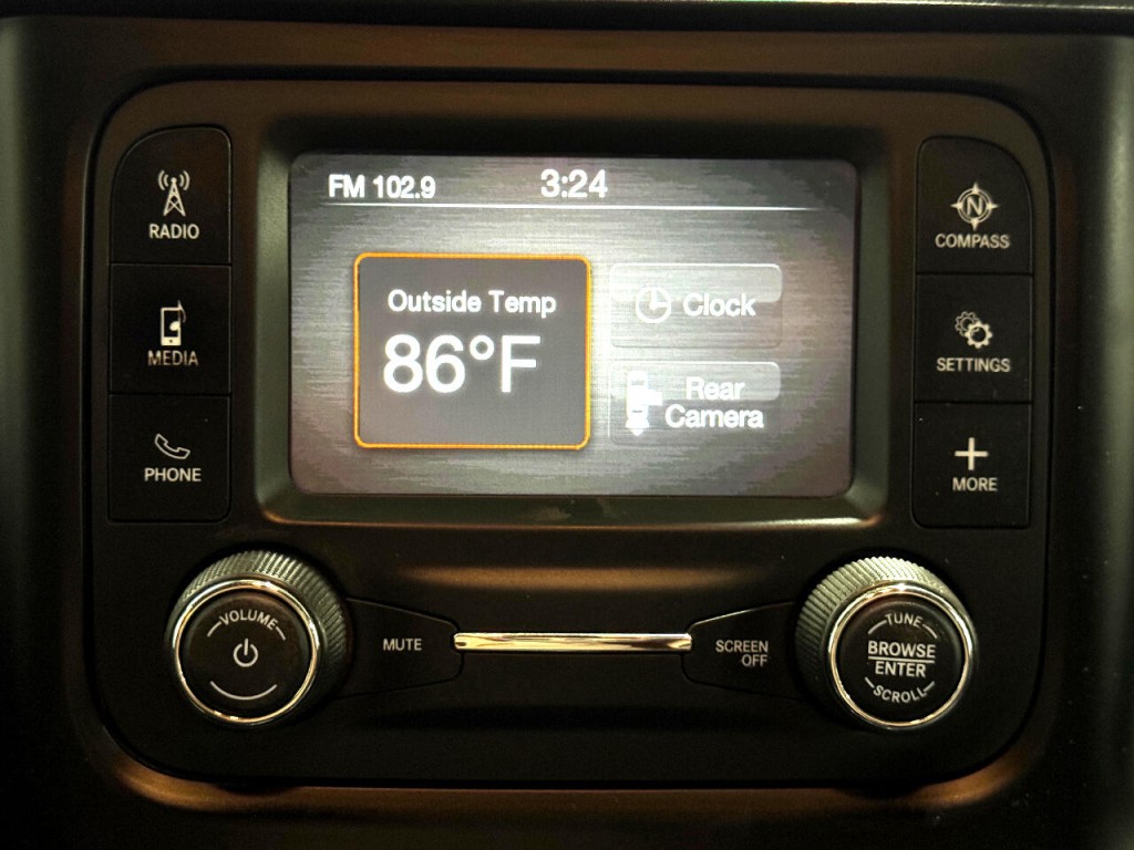 2022 RAM 2500 Image 37