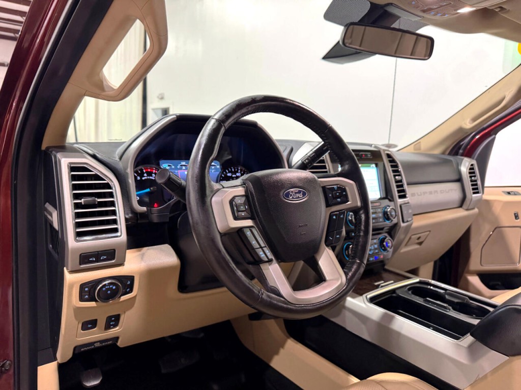 2017 Ford F-250 Image 9