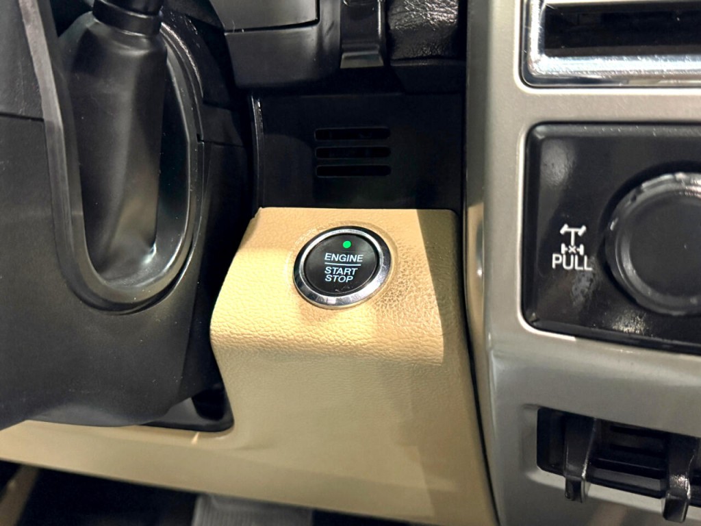 2017 Ford F-250 Image 30