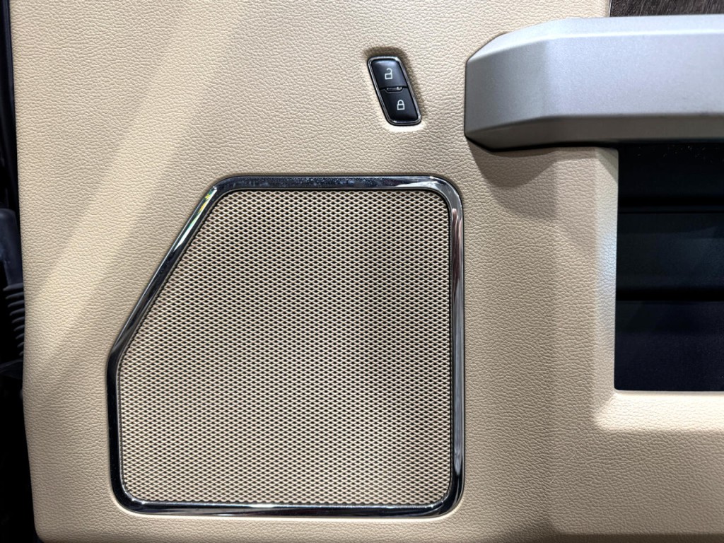 2017 Ford F-250 Image 35