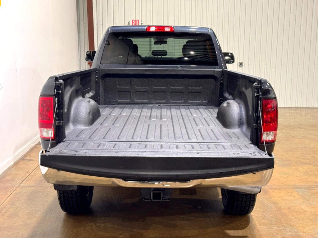 2018 RAM 2500 Image 32