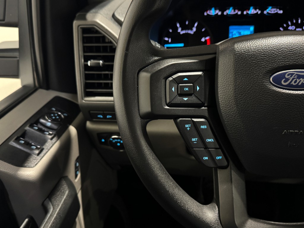 2022 Ford F-350 Image 22