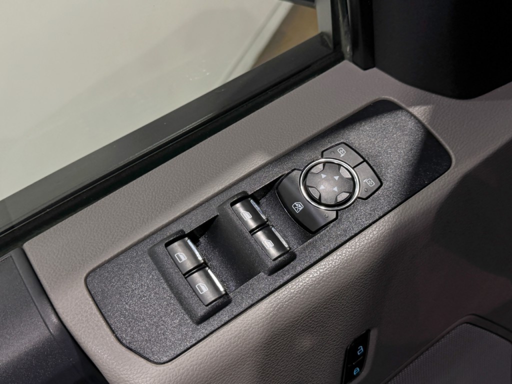 2022 Ford F-350 Image 31