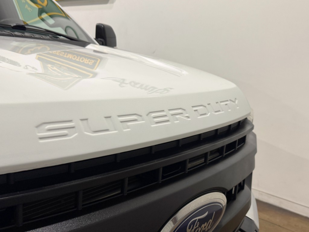 2022 Ford F-350 Image 41