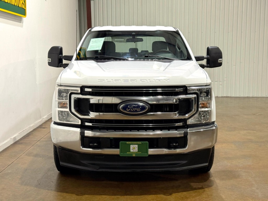 2022 Ford F-250 Image 2
