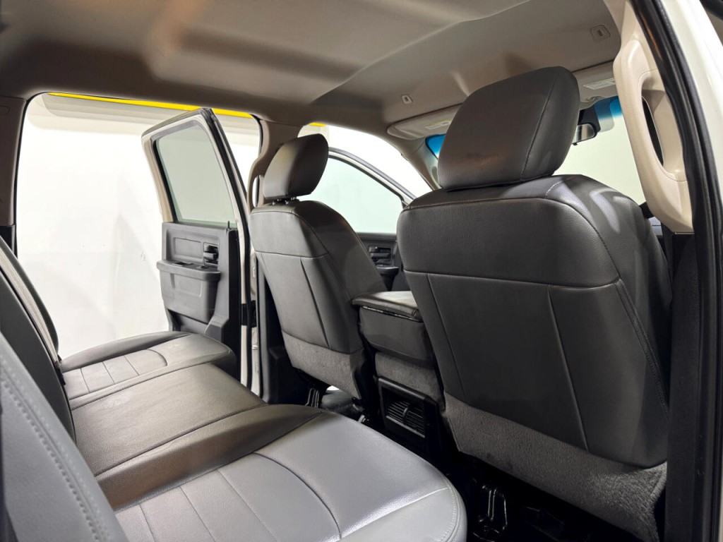 2018 RAM 2500 Image 16