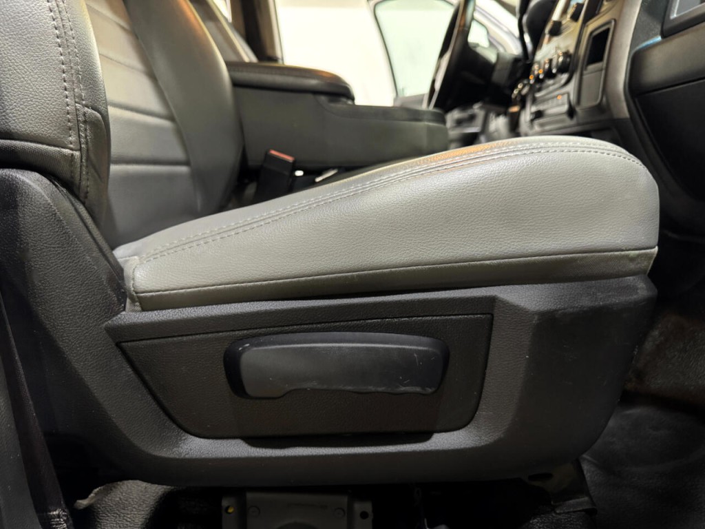 2018 RAM 2500 Image 24