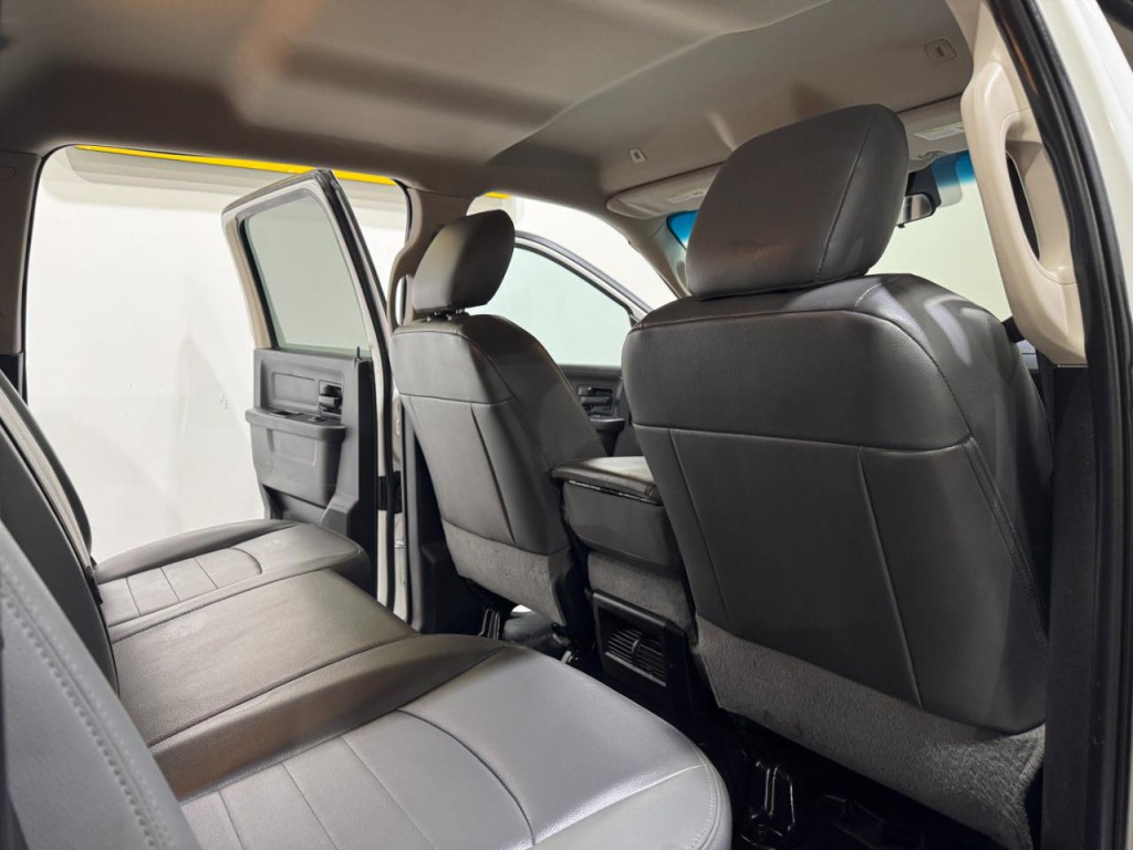 2018 RAM 2500 Image 17