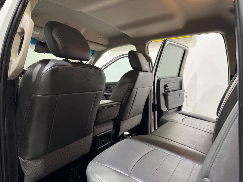 2018 RAM 2500 Image 18