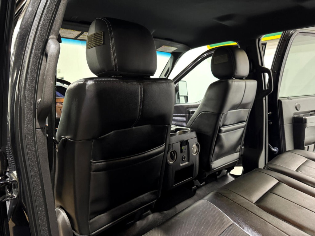 2015 Ford F-250 Image 14