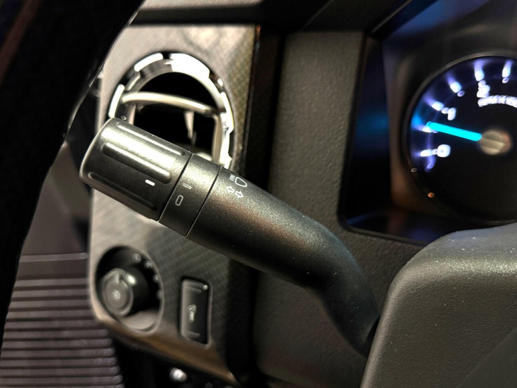 2015 Ford F-250 Image 21