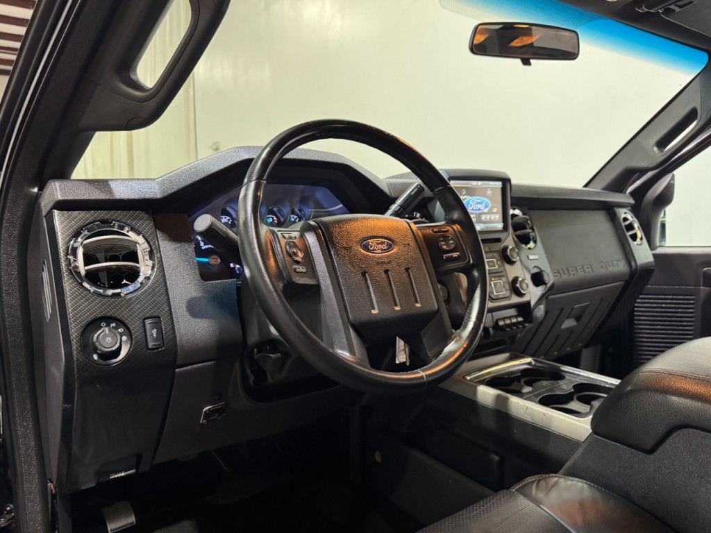 2015 Ford F-250 Image 16